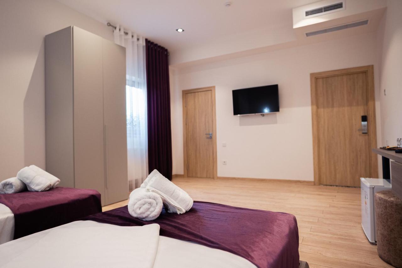 5 Wood Hotel & Spa Tashkent Exterior foto